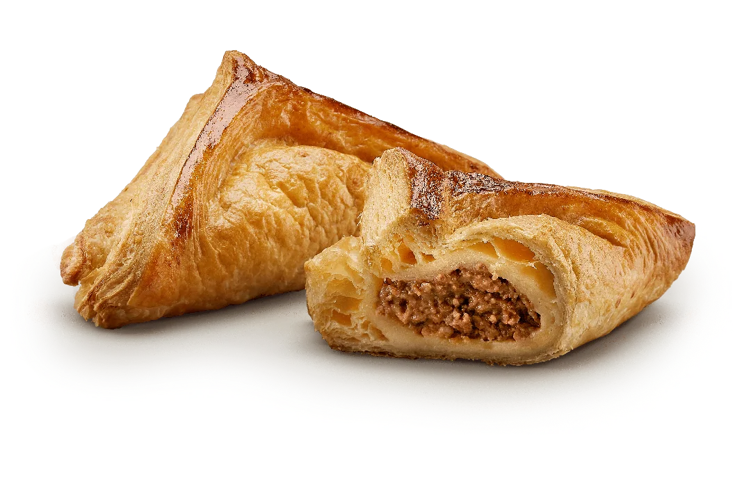 Pastel Folhado de Carne com Cheddar
